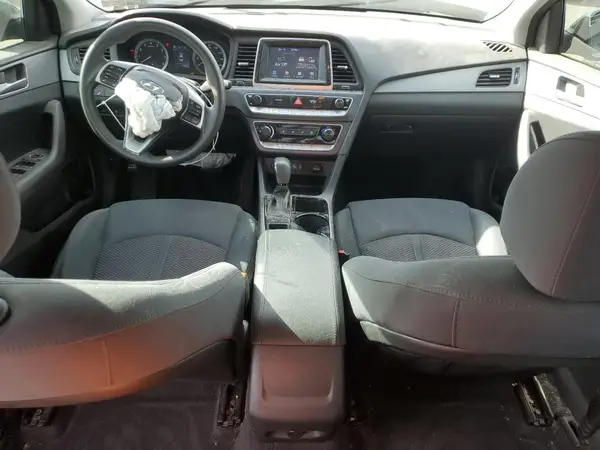 5NPE24AF4KH743924 2019 HYUNDAI SONATA - Image 8