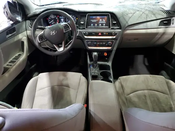 5NPE24AF4KH744703 2019 HYUNDAI SONATA - Image 8
