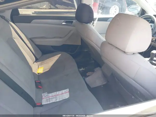 5NPE24AF4KH745124 2019 HYUNDAI SONATA - Image 8