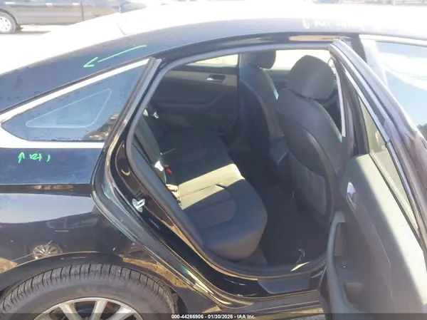 5NPE24AF4KH752137 2019 HYUNDAI SONATA - Image 8