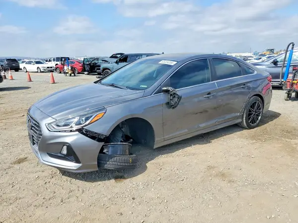 5NPE24AF4KH754969 2019 HYUNDAI SONATA - Image 1