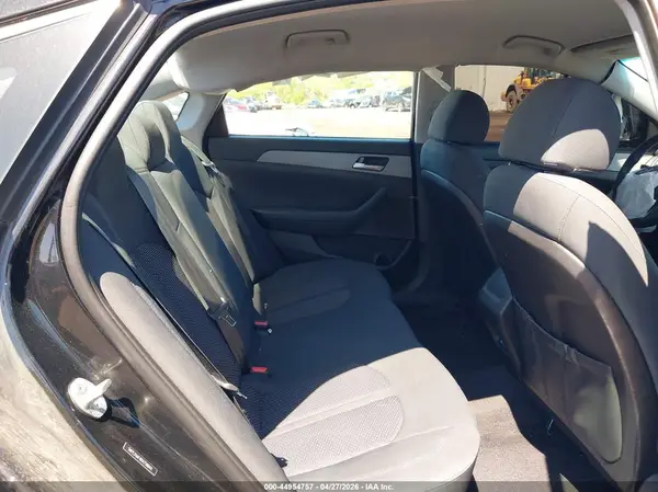5NPE24AF4KH758844 2019 HYUNDAI SONATA - Image 8