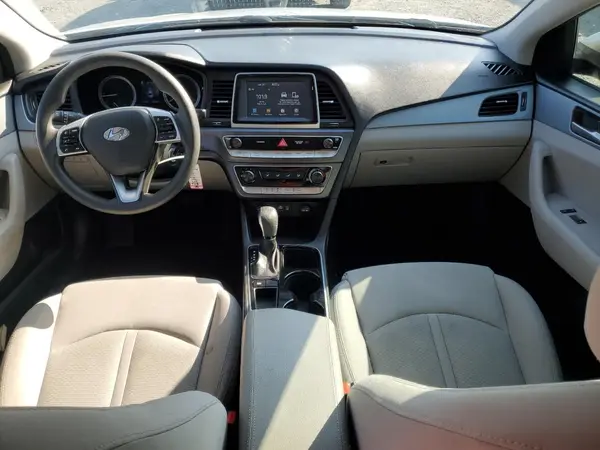 5NPE24AF4KH759055 2019 HYUNDAI SONATA - Image 8