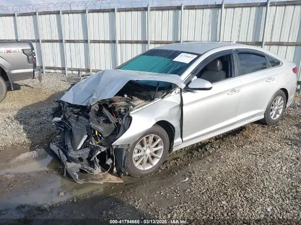 5NPE24AF4KH766121 2019 HYUNDAI SONATA - Image 2