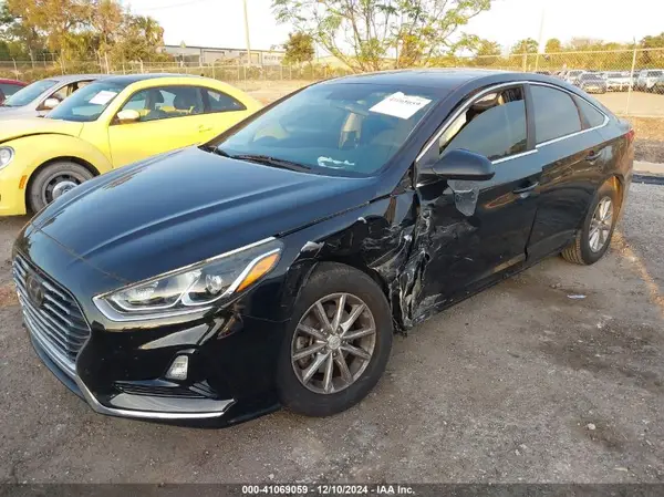 5NPE24AF4KH766829 2019 HYUNDAI SONATA - Image 2
