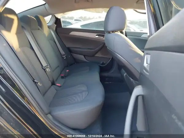 5NPE24AF4KH766829 2019 HYUNDAI SONATA - Image 8