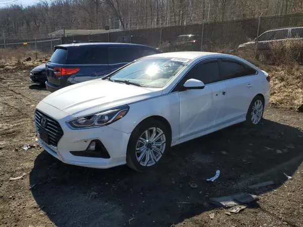 5NPE24AF4KH767561 2019 HYUNDAI SONATA - Image 1
