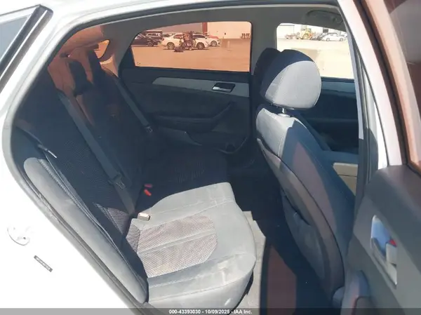 5NPE24AF4KH770539 2019 HYUNDAI SONATA - Image 8
