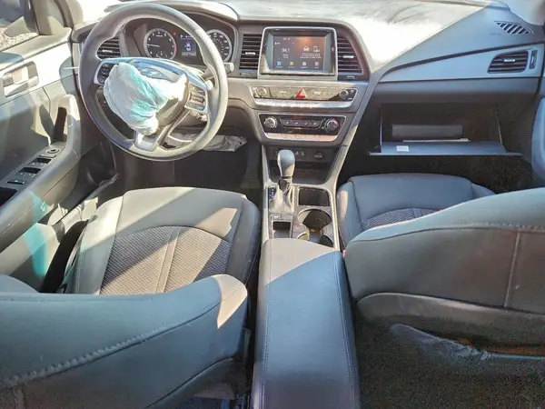 5NPE24AF4KH771724 2019 HYUNDAI SONATA - Image 8