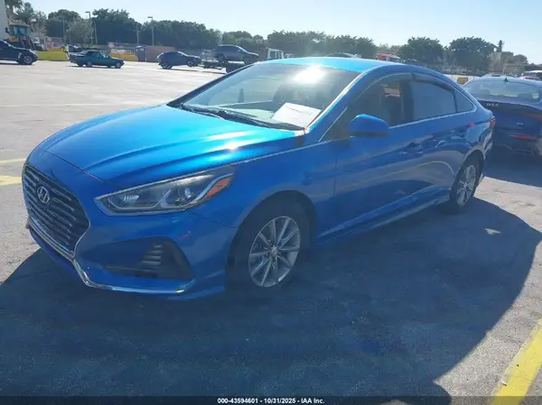 5NPE24AF4KH774333 2019 HYUNDAI SONATA - Image 2