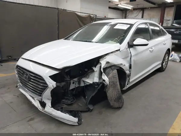5NPE24AF4KH777023 2019 HYUNDAI SONATA - Image 2