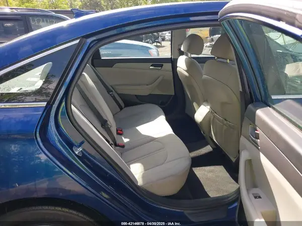 5NPE24AF4KH780973 2019 HYUNDAI SONATA - Image 8