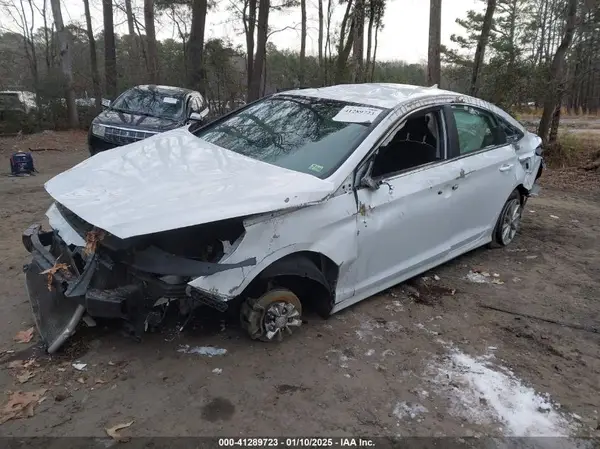 5NPE24AF4KH781489 2019 HYUNDAI SONATA - Image 2