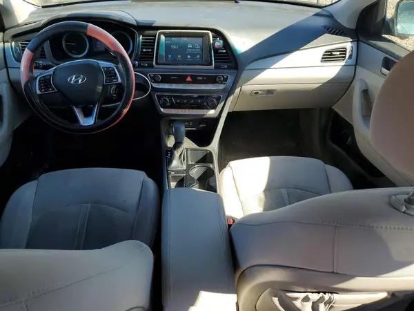 5NPE24AF4KH785770 2019 HYUNDAI SONATA - Image 8