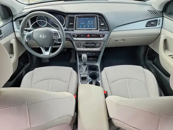 5NPE24AF4KH786319 2019 HYUNDAI SONATA - Image 8