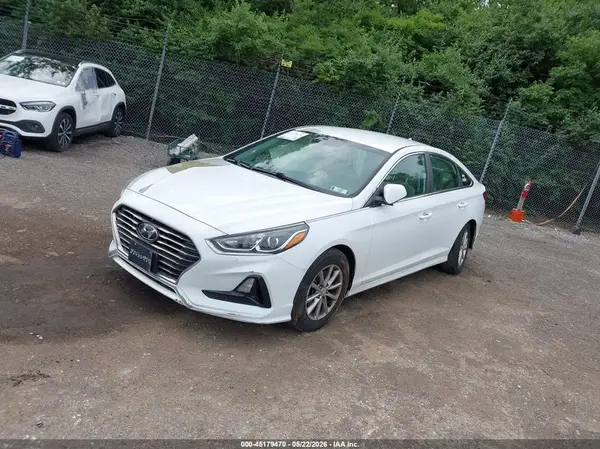 5NPE24AF4KH786742 2019 HYUNDAI SONATA - Image 2
