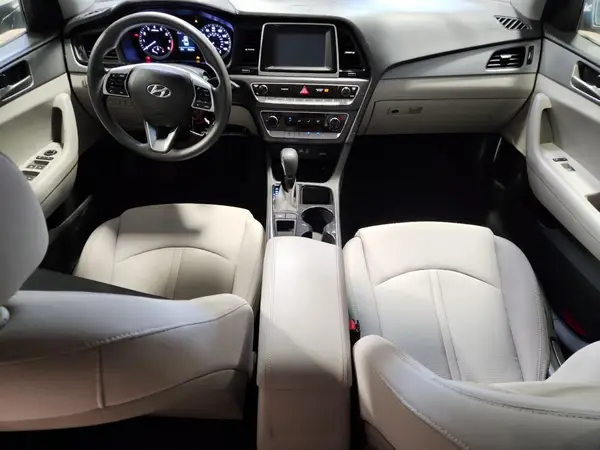 5NPE24AF4KH789737 2019 HYUNDAI SONATA - Image 8