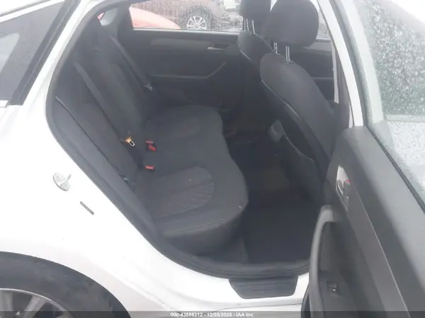 5NPE24AF4KH792606 2019 HYUNDAI SONATA - Image 8