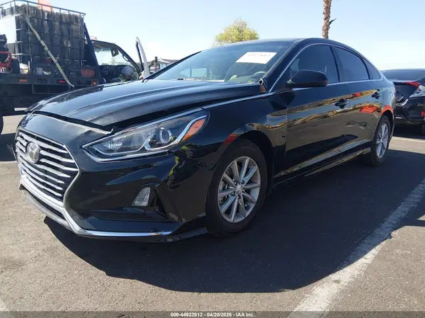 5NPE24AF4KH794002 2019 HYUNDAI SONATA - Image 2