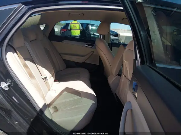 5NPE24AF4KH794002 2019 HYUNDAI SONATA - Image 8
