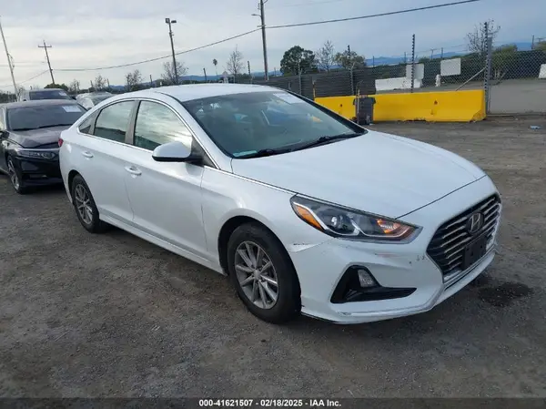 5NPE24AF4KH794548 2019 HYUNDAI SONATA - Image 1