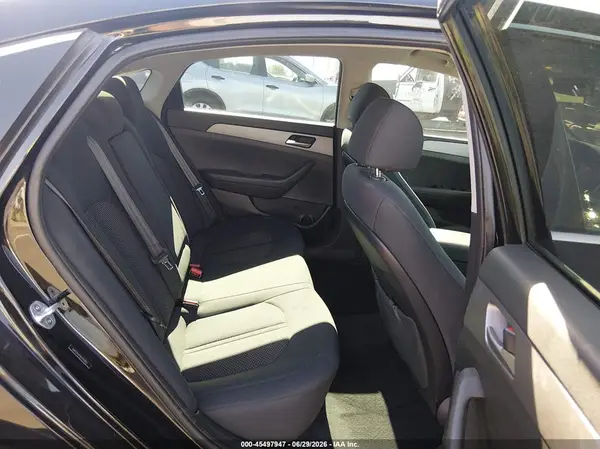 5NPE24AF4KH794825 2019 HYUNDAI SONATA - Image 8