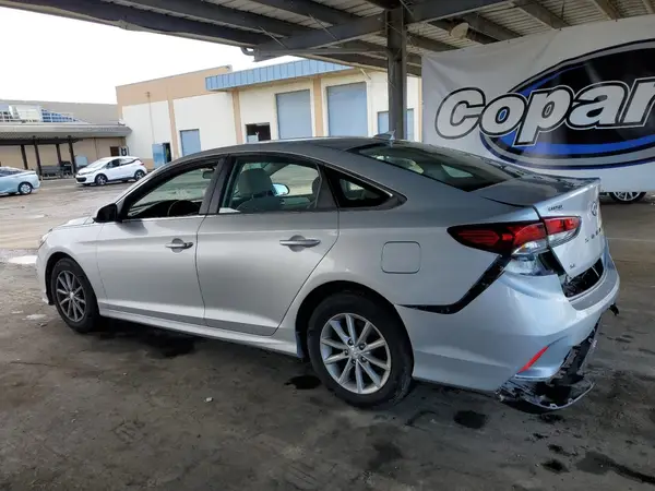 5NPE24AF4KH795540 2019 HYUNDAI SONATA - Image 2