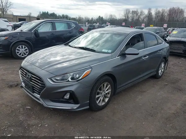 5NPE24AF4KH796056 2019 HYUNDAI SONATA - Image 2