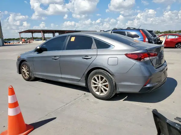 5NPE24AF4KH796543 2019 HYUNDAI SONATA - Image 2