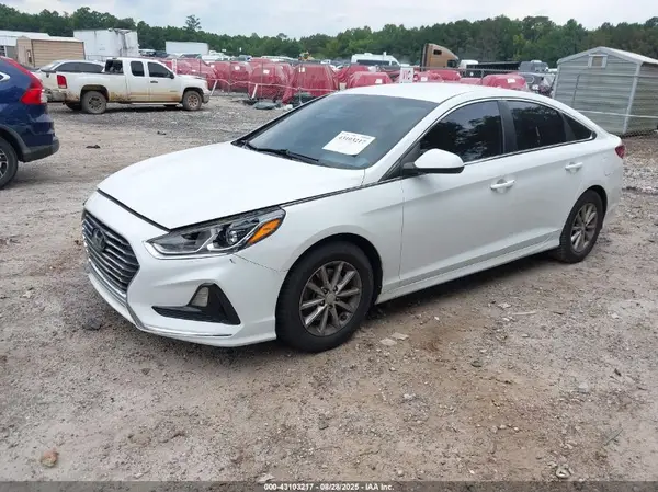 5NPE24AF4KH797790 2019 HYUNDAI SONATA - Image 2