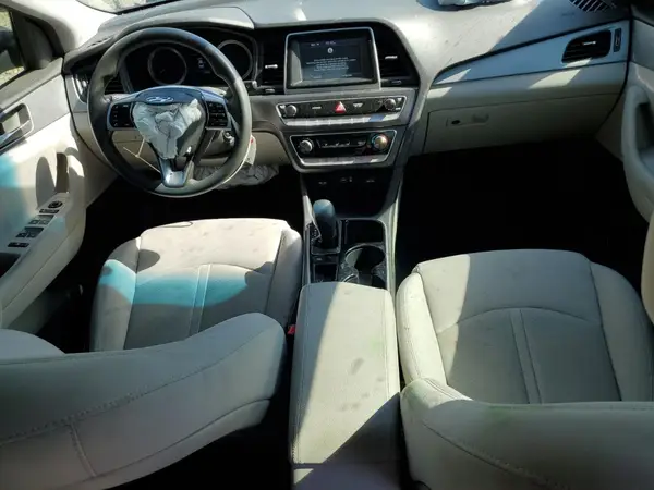 5NPE24AF4KH798471 2019 HYUNDAI SONATA - Image 8