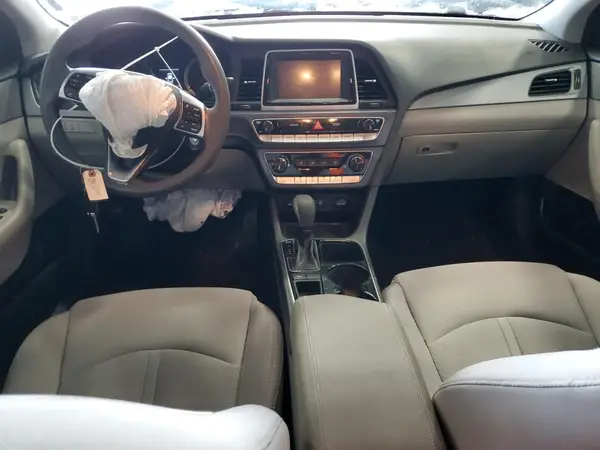 5NPE24AF4KH801675 2019 HYUNDAI SONATA - Image 8
