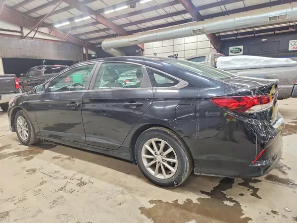 5NPE24AF4KH802552 2019 HYUNDAI SONATA - Image 2