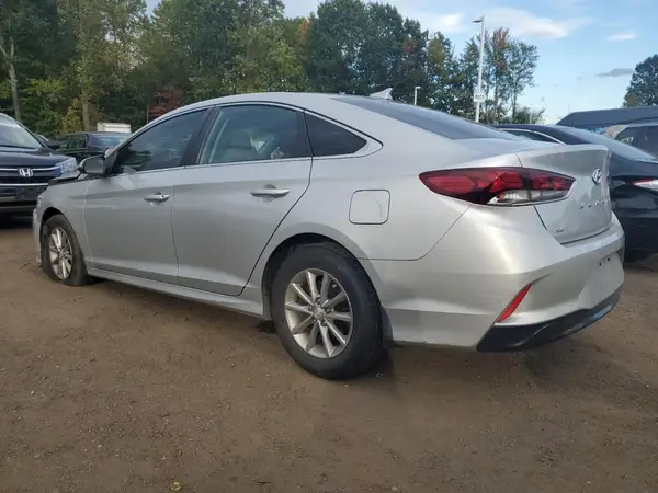 5NPE24AF4KH805581 2019 HYUNDAI SONATA - Image 2