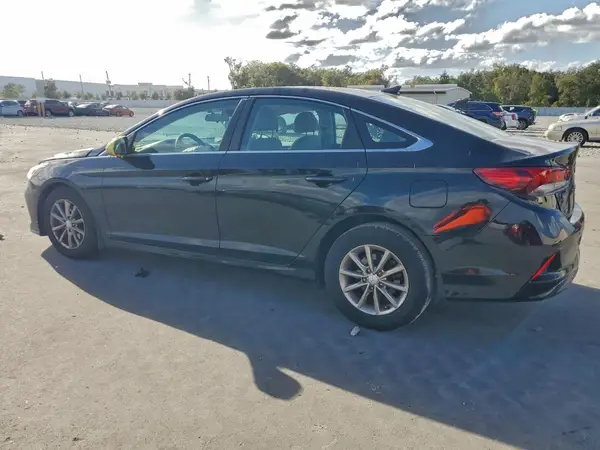 5NPE24AF4KH806651 2019 HYUNDAI SONATA - Image 2