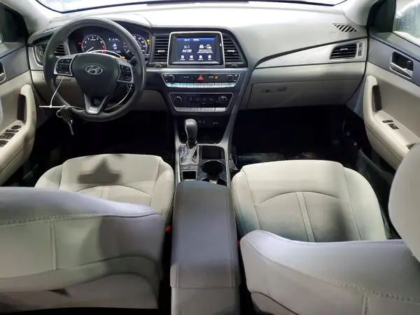 5NPE24AF4KH806925 2019 HYUNDAI SONATA - Image 8