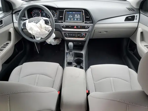 5NPE24AF4KH807346 2019 HYUNDAI SONATA - Image 8