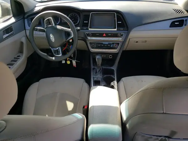 5NPE24AF4KH808609 2019 HYUNDAI SONATA - Image 8