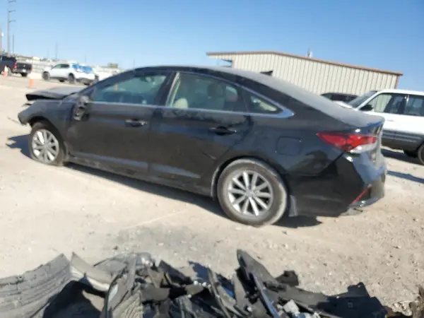 5NPE24AF4KH808643 2019 HYUNDAI SONATA - Image 2