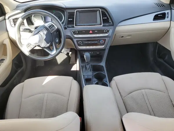 5NPE24AF4KH808643 2019 HYUNDAI SONATA - Image 8