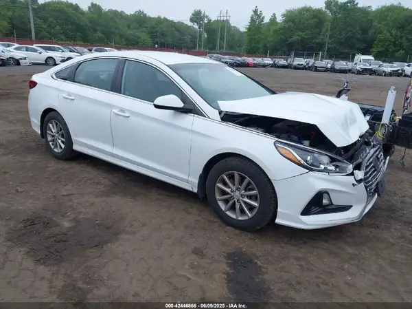 5NPE24AF4KH810490 2019 HYUNDAI SONATA - Image 1