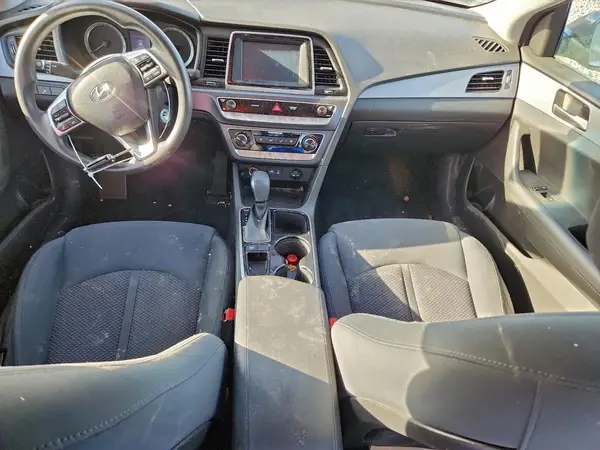 5NPE24AF4KH811381 2019 HYUNDAI SONATA - Image 8