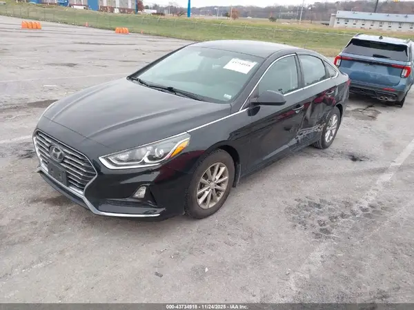 5NPE24AF4KH811512 2019 HYUNDAI SONATA - Image 2