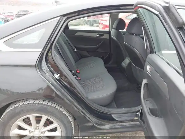 5NPE24AF4KH811512 2019 HYUNDAI SONATA - Image 8