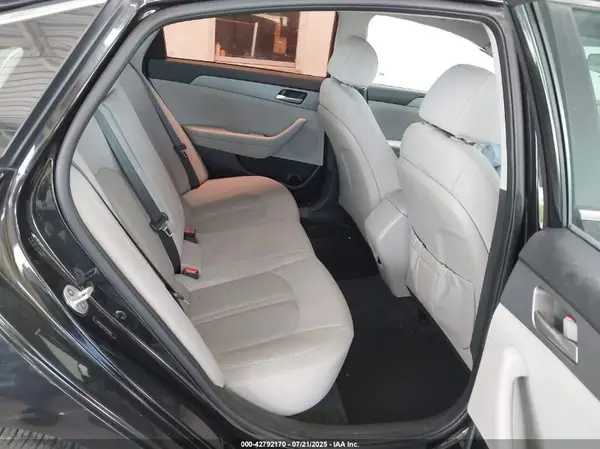 5NPE24AF4KH811610 2019 HYUNDAI SONATA - Image 8