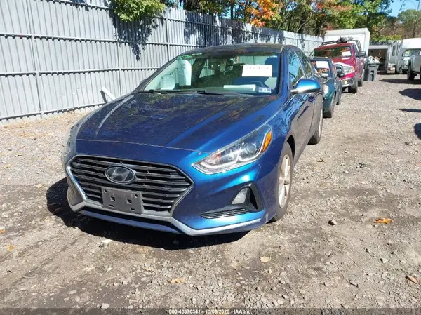 5NPE24AF4KH811669 2019 HYUNDAI SONATA - Image 2