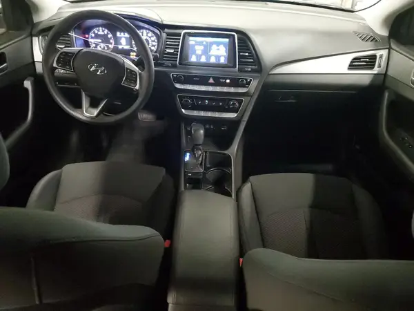 5NPE24AF4KH818038 2019 HYUNDAI SONATA - Image 8