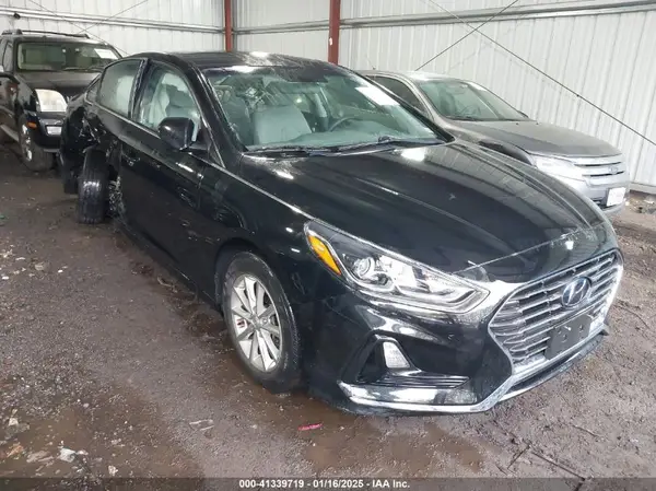 5NPE24AF4KH818380 2019 HYUNDAI SONATA - Image 1