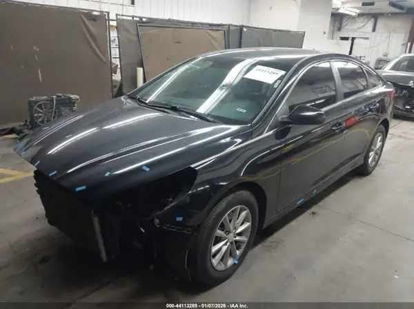 5NPE24AF4KH818718 2019 HYUNDAI SONATA - Image 2