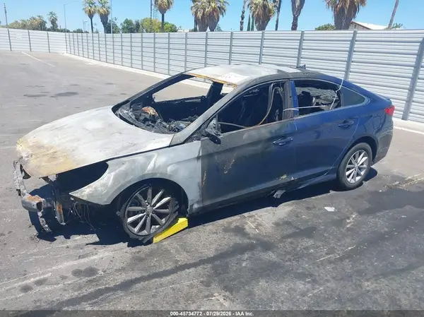 5NPE24AF4KH820937 2019 HYUNDAI SONATA - Image 2